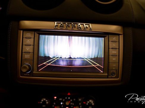 Used 2014 Ferrari California image 54