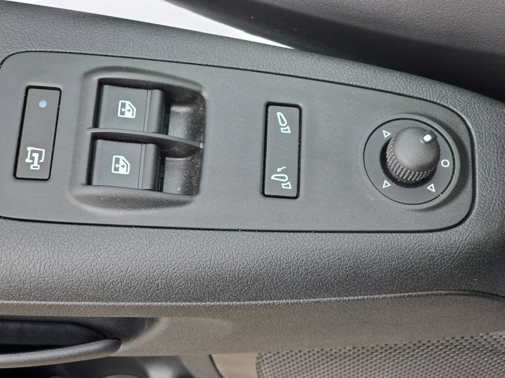 New 2026 RAM ProMaster 2500 w/ Convenience Group FWD image 27