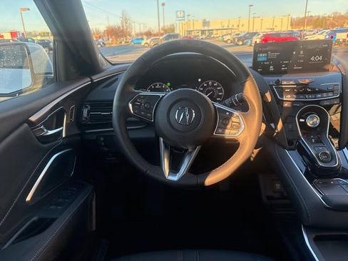 New 2026 Acura RDX SH-AWD image 13