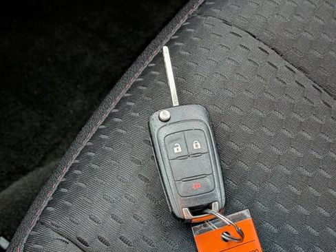 Used 2015 GMC Terrain SLE AWD/4WD image 32