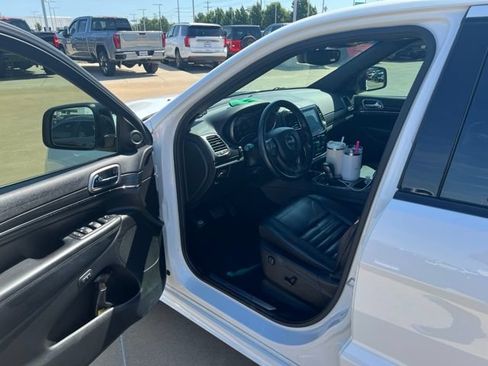 Used 2020 Jeep Grand Cherokee Limited X RWD image 10