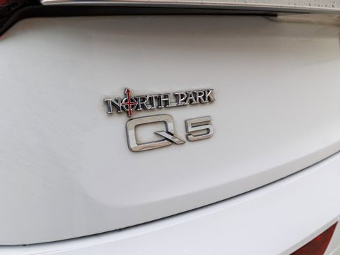 Used 2023 Audi Q5 2.0T Prestige image 11