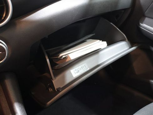 Used 2025 Nissan Sentra SV w/ All-Weather Package FWD image 28