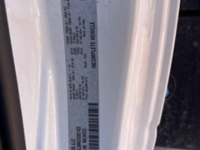 Used 2021 RAM 5500 Tradesman RWD image 14