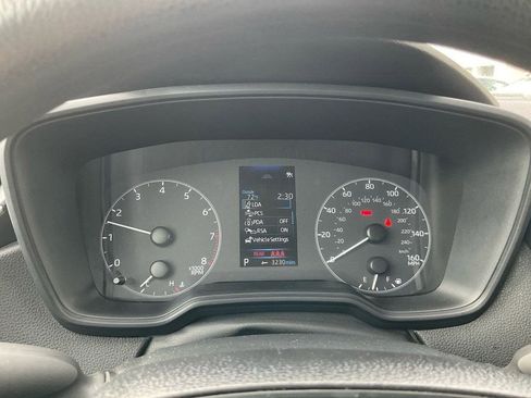 Used 2024 Toyota Corolla LE image 18