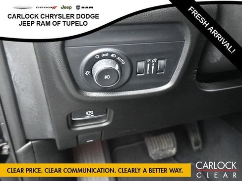 Used 2023 Jeep Grand Cherokee L Summit w/ Luxury Tech Group V image 17