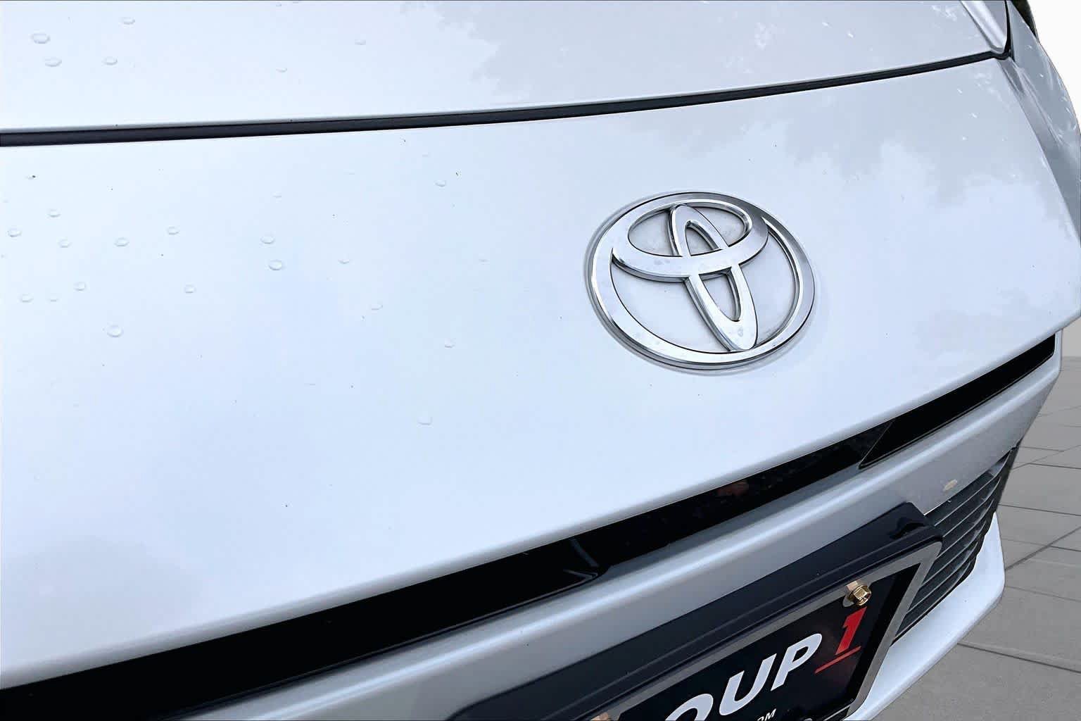 Certified 2025 Toyota Camry XLE w/ Premium Package AWD/4WD image 28