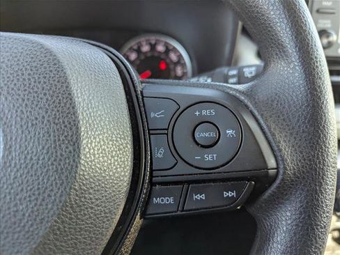 Used 2021 Toyota RAV4 XLE image 14