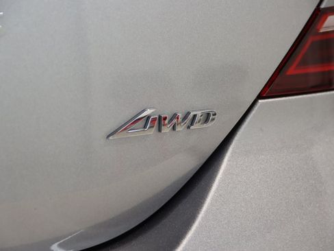 Used 2023 Genesis G70 2.0T AWD/4WD image 14