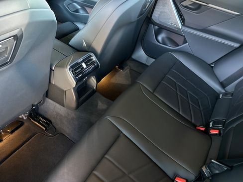 Used 2026 BMW 530i w/ M Sport Package RWD image 15