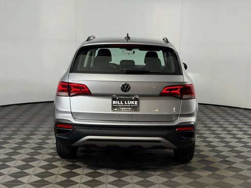 Used 2024 Volkswagen Taos S FWD image 7