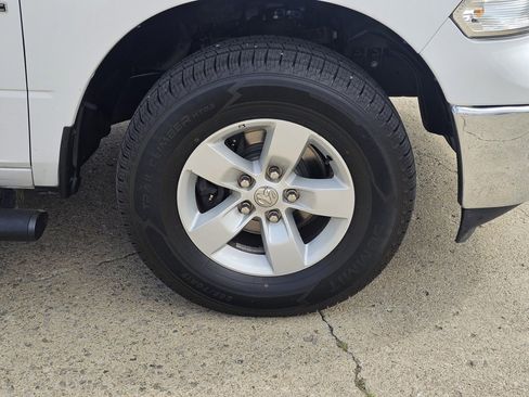 Used 2022 RAM 1500 Classic SLT w/ Electronics Group image 12