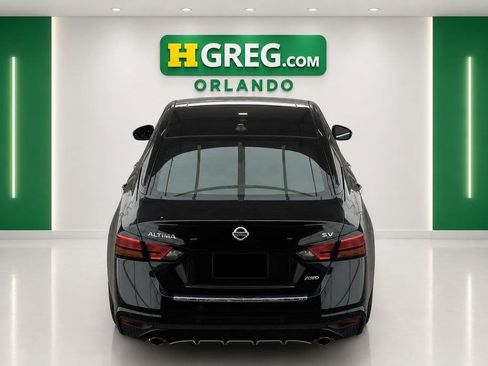 Used 2021 Nissan Altima 2.5 SV w/ SV Premium Package AWD/4WD image 11
