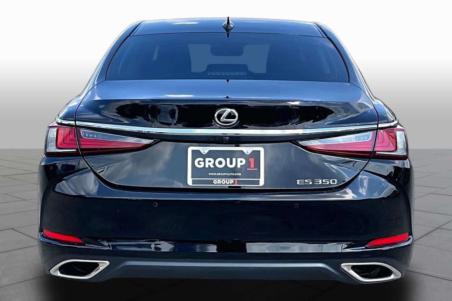 Used 2024 Lexus ES 350 w/ Premium Package FWD image 5