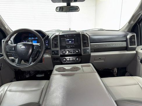 Used 2020 Ford F250 XL w/ Power Equipment Group image 10