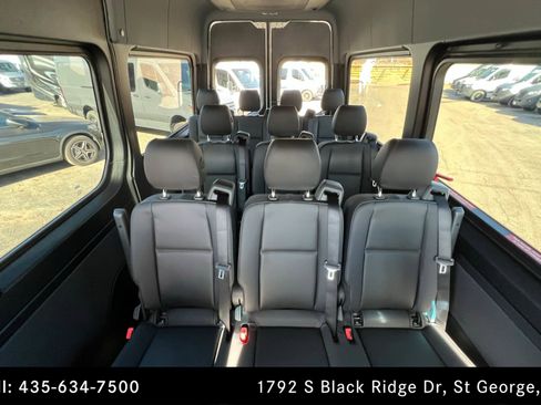 Used 2026 Mercedes-Benz Sprinter 2500 image 23