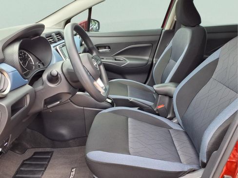 Used 2025 Nissan Versa SV w/ Trunk Package FWD image 10