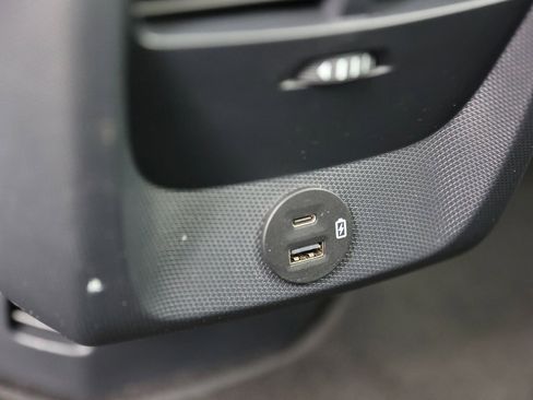 Used 2022 Ford Mustang Mach-E Premium image 22