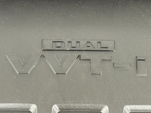 Used 2019 Toyota Corolla LE image 25