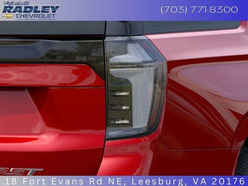 New 2026 Chevrolet Suburban RST image 13