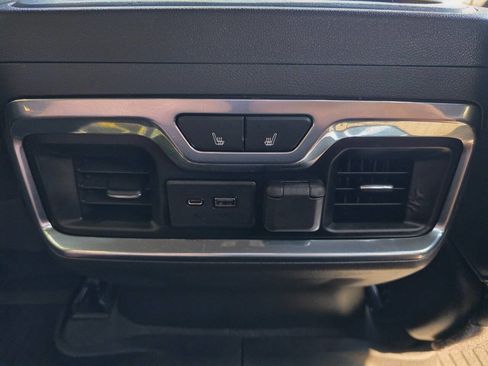 Used 2020 GMC Sierra 1500 AT4 w/ AT4 Premium Package AWD/4WD image 41