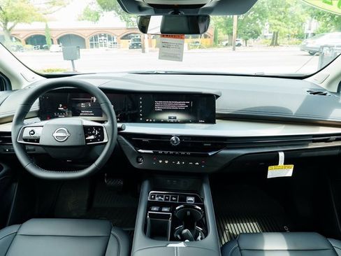 New 2025 Nissan Murano SL image 8