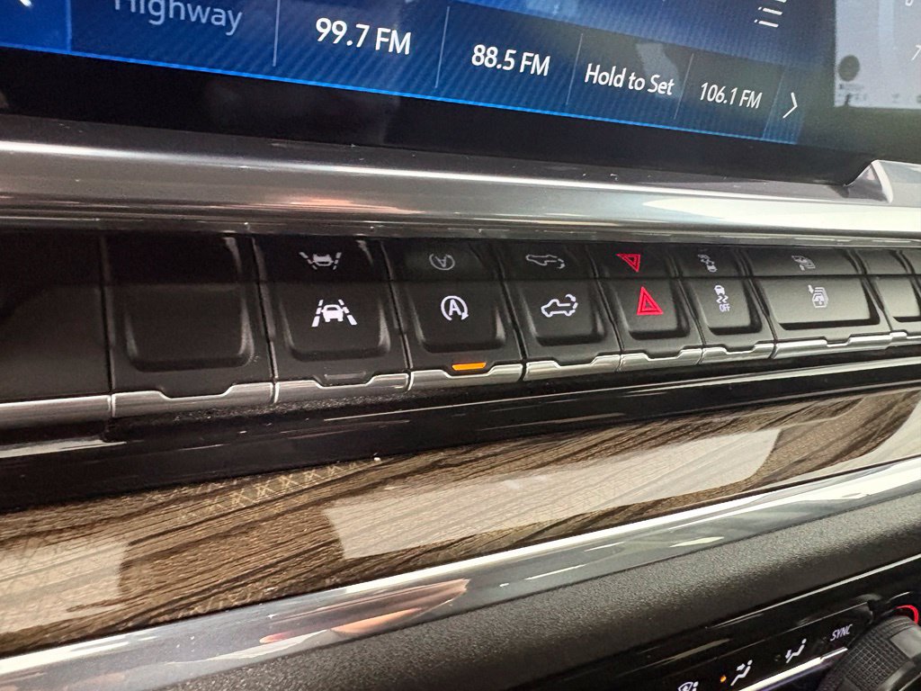 Used 2024 Chevrolet Silverado 1500 LT AWD/4WD image 24