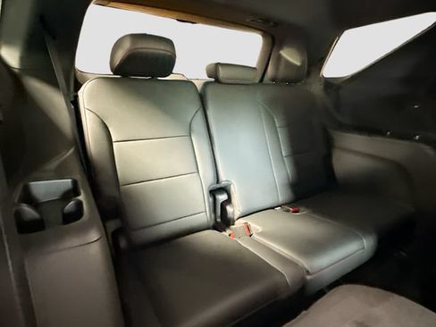 New 2026 Chevrolet Traverse Z71 w/ Enhanced Driving Package AWD/4WD image 27