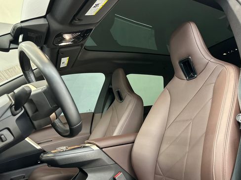 Certified 2023 BMW iX xDrive50 w/ Ultimate Package 2 image 5
