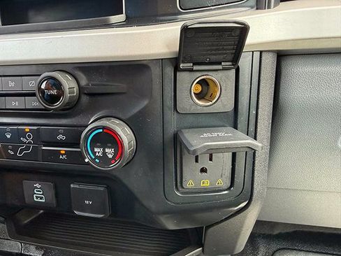 Used 2023 Ford F250 XLT AWD/4WD image 22
