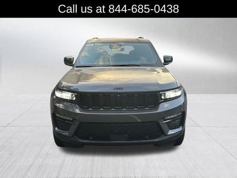 New 2025 Jeep Grand Cherokee Limited w/ Luxury Tech Group II image 2