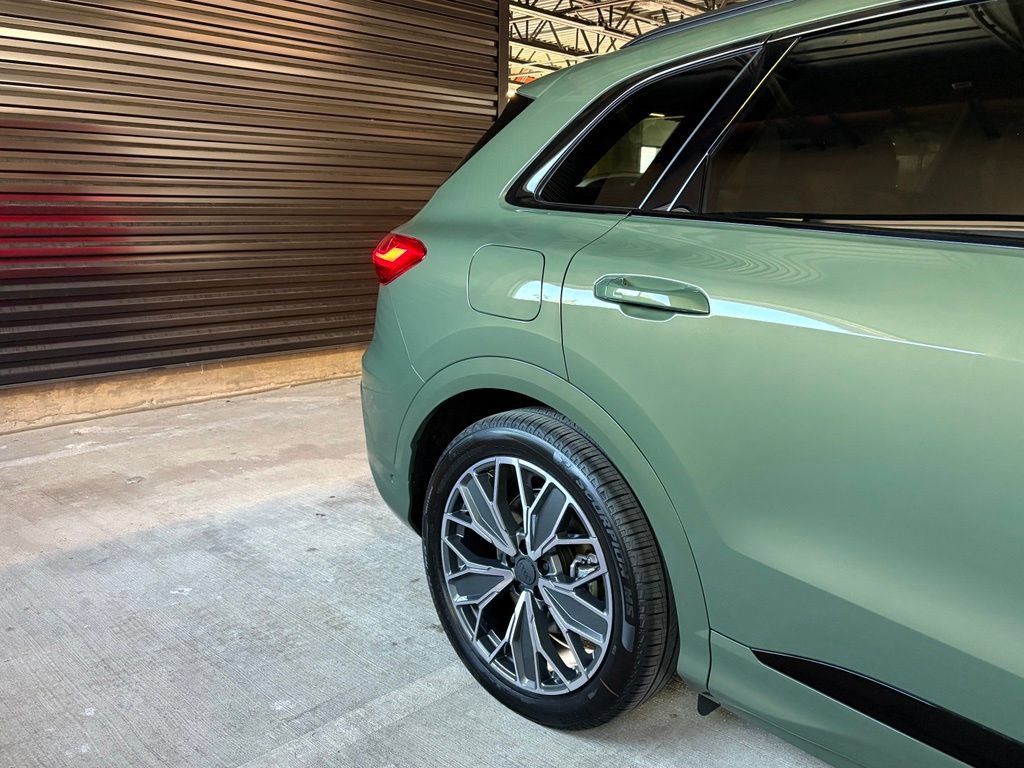 New 2026 Audi Q5 Prestige AWD/4WD image 10