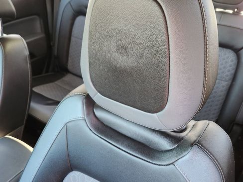 Used 2018 Chevrolet Colorado Z71 image 5