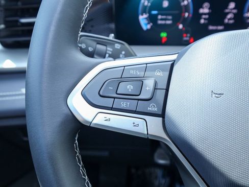 New 2026 Volkswagen Tiguan SE AWD/4WD image 23