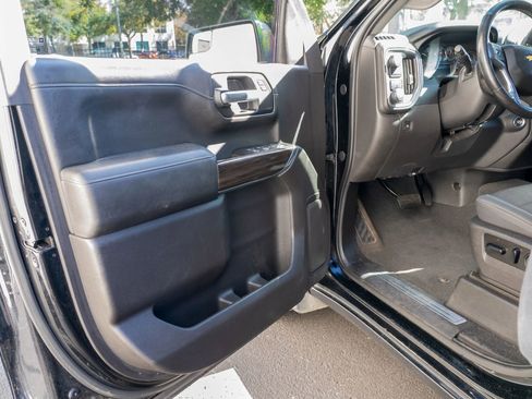 Used 2019 Chevrolet Silverado 1500 LT w/ All-Star Edition image 19