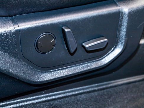 Used 2020 Ford F250 Lariat image 30