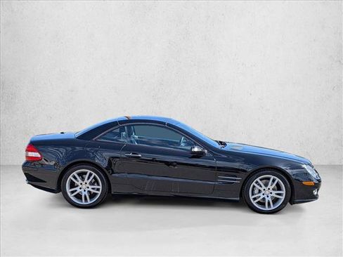 Used 2008 Mercedes-Benz SL 550 image 4