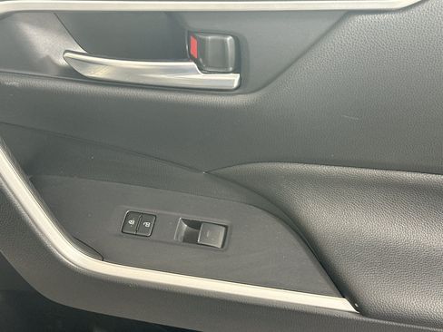 Certified 2025 Toyota RAV4 XLE AWD/4WD image 29