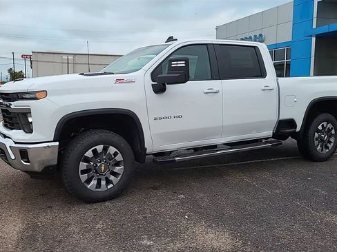 New 2024 Chevrolet Silverado 2500 LT image 4