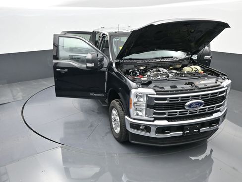 New 2025 Ford F250 XLT w/ 360-Degree Camera Package image 57
