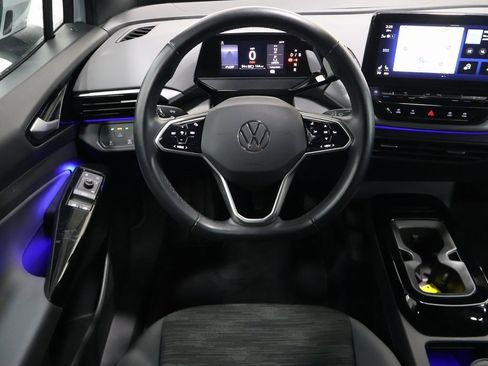 Used 2022 Volkswagen ID.4 Pro image 16