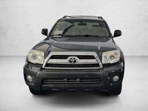 Used 2009 Toyota 4Runner SR5 AWD/4WD image 9