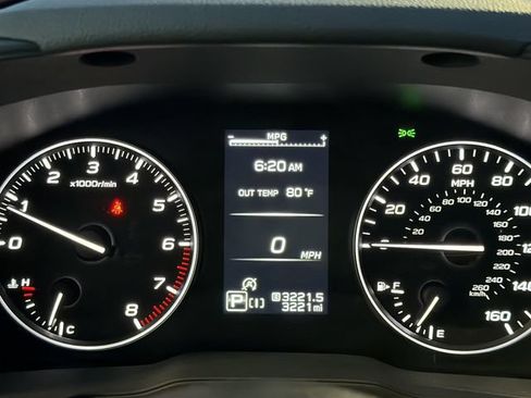 Used 2026 Subaru Crosstrek 2.5i Premium AWD/4WD image 26
