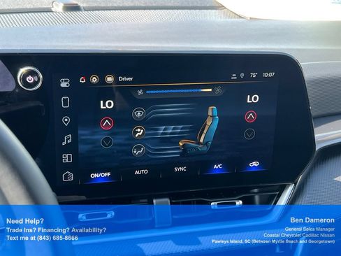 Used 2025 Chevrolet Equinox LT w/ Convenience Package II FWD image 36
