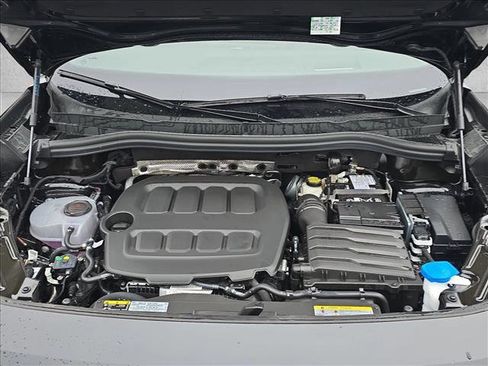 New 2026 Volkswagen Tiguan SE R-Line FWD image 19