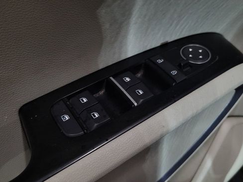 Used 2020 Kia Soul S FWD image 27