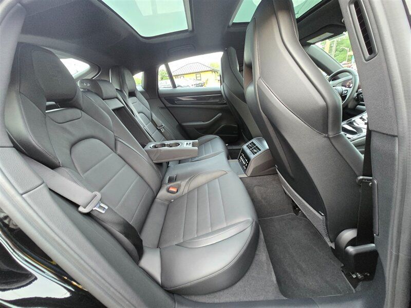 Used 2026 Porsche Panamera 4 AWD/4WD image 21