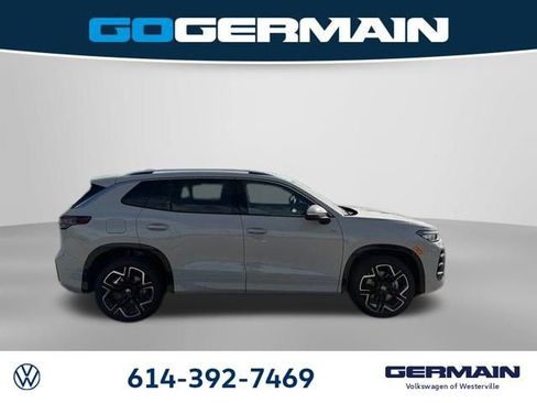 New 2026 Volkswagen Tiguan SEL R-Line image 8