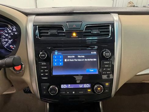 Used 2013 Nissan Altima 2.5 SV w/ 2.5SV Convenience Pkg FWD image 33