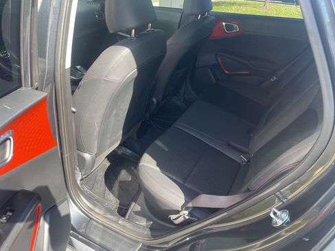 Certified 2025 Kia Soul GT-Line image 5